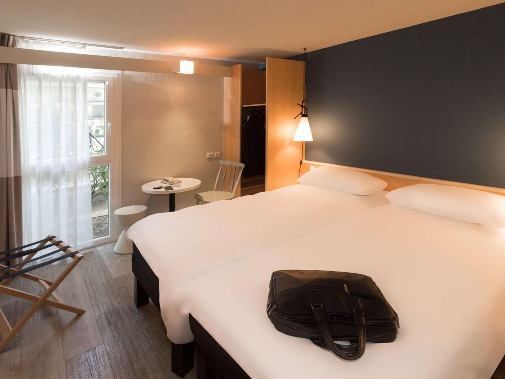 Hotel Ibis Nantes Saint Herblain Esterno foto